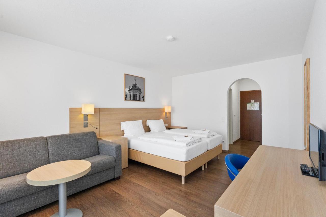 Hotel Adler Friedrichshafen Exterior photo